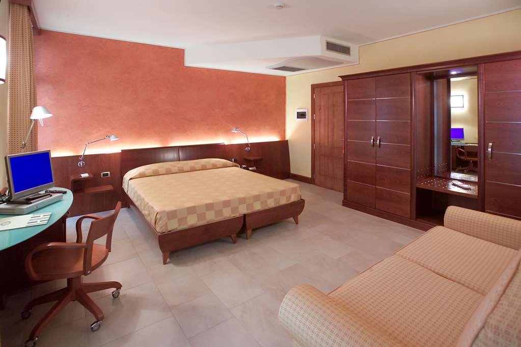 Albergo Ristorante San Marco Carmagnola Quarto foto